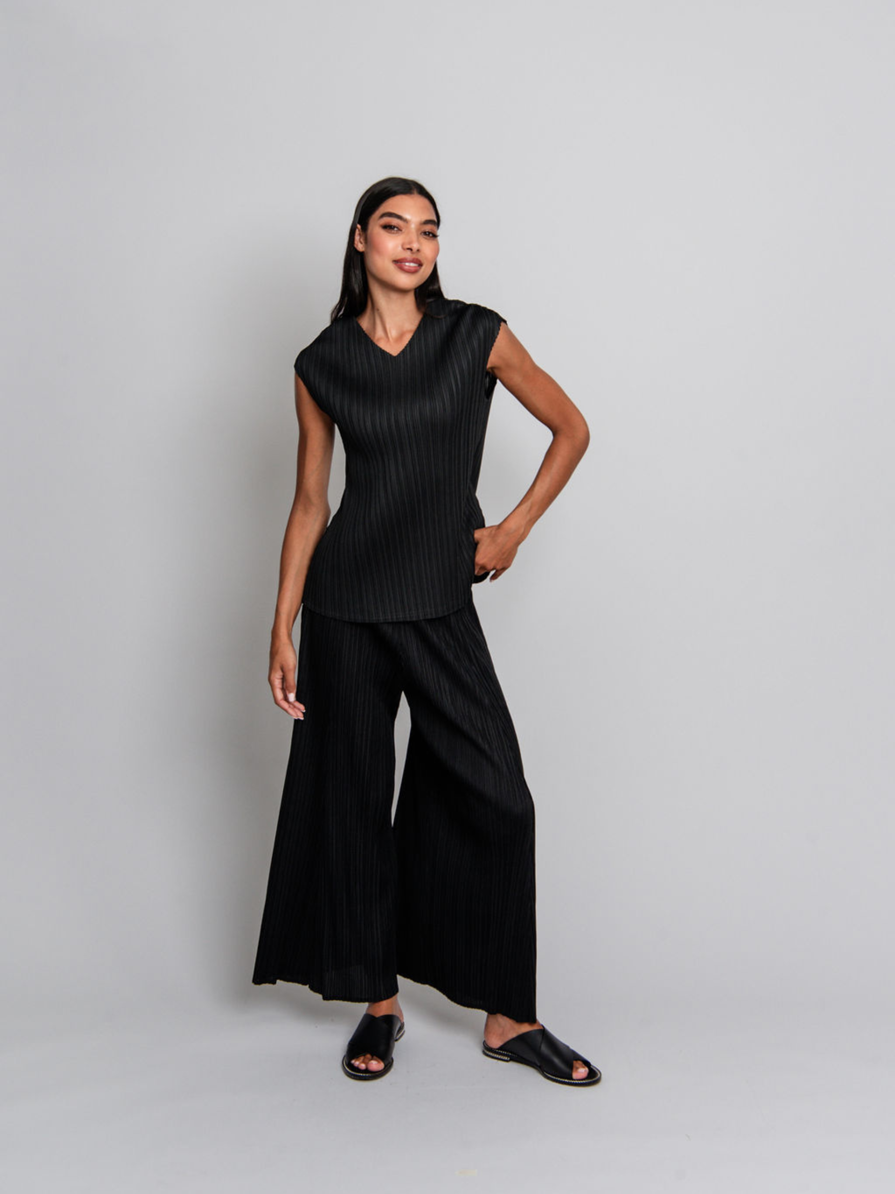 Simply Pleat Swing Pant