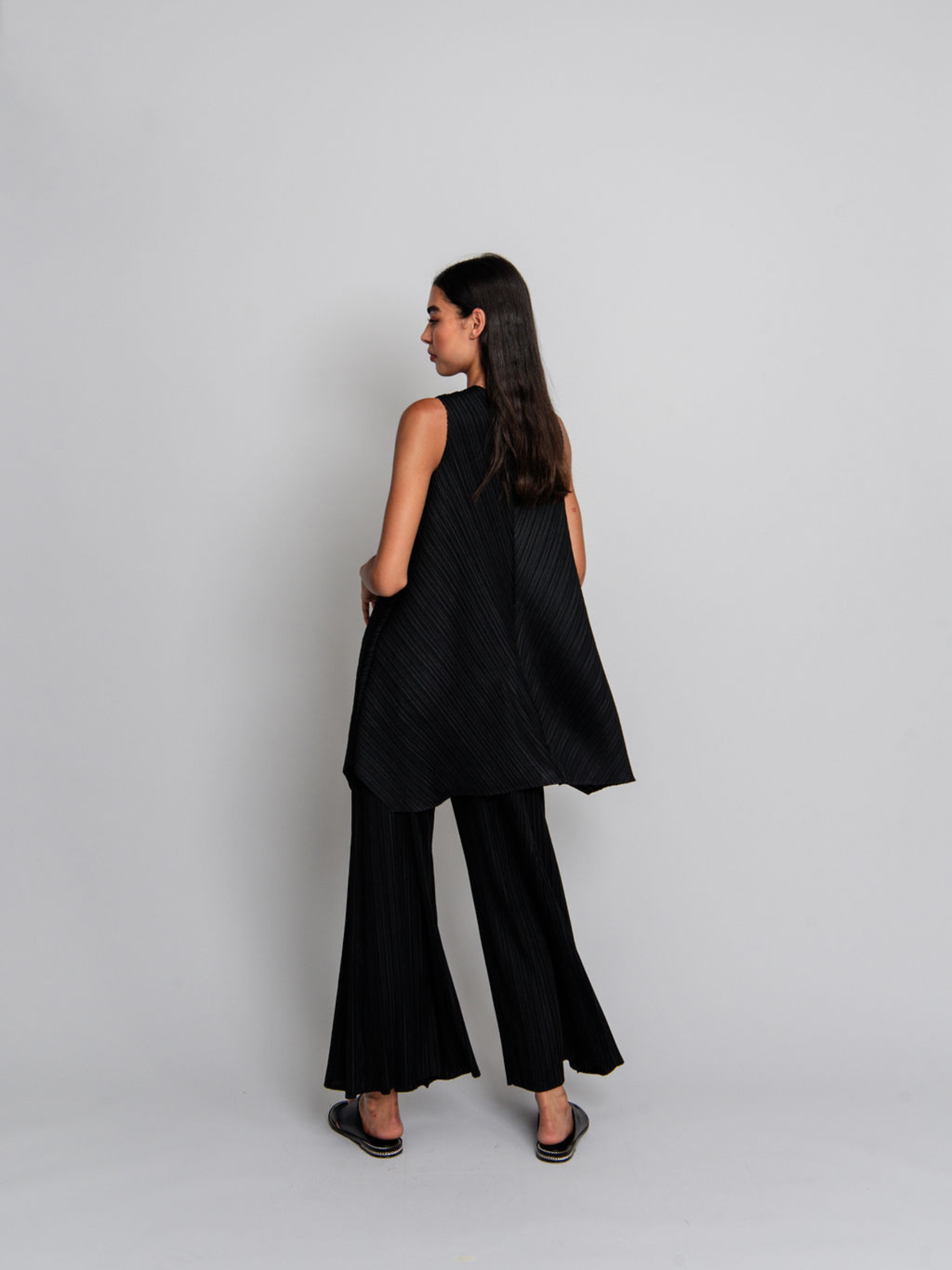 Simply Pleat Swing Pant