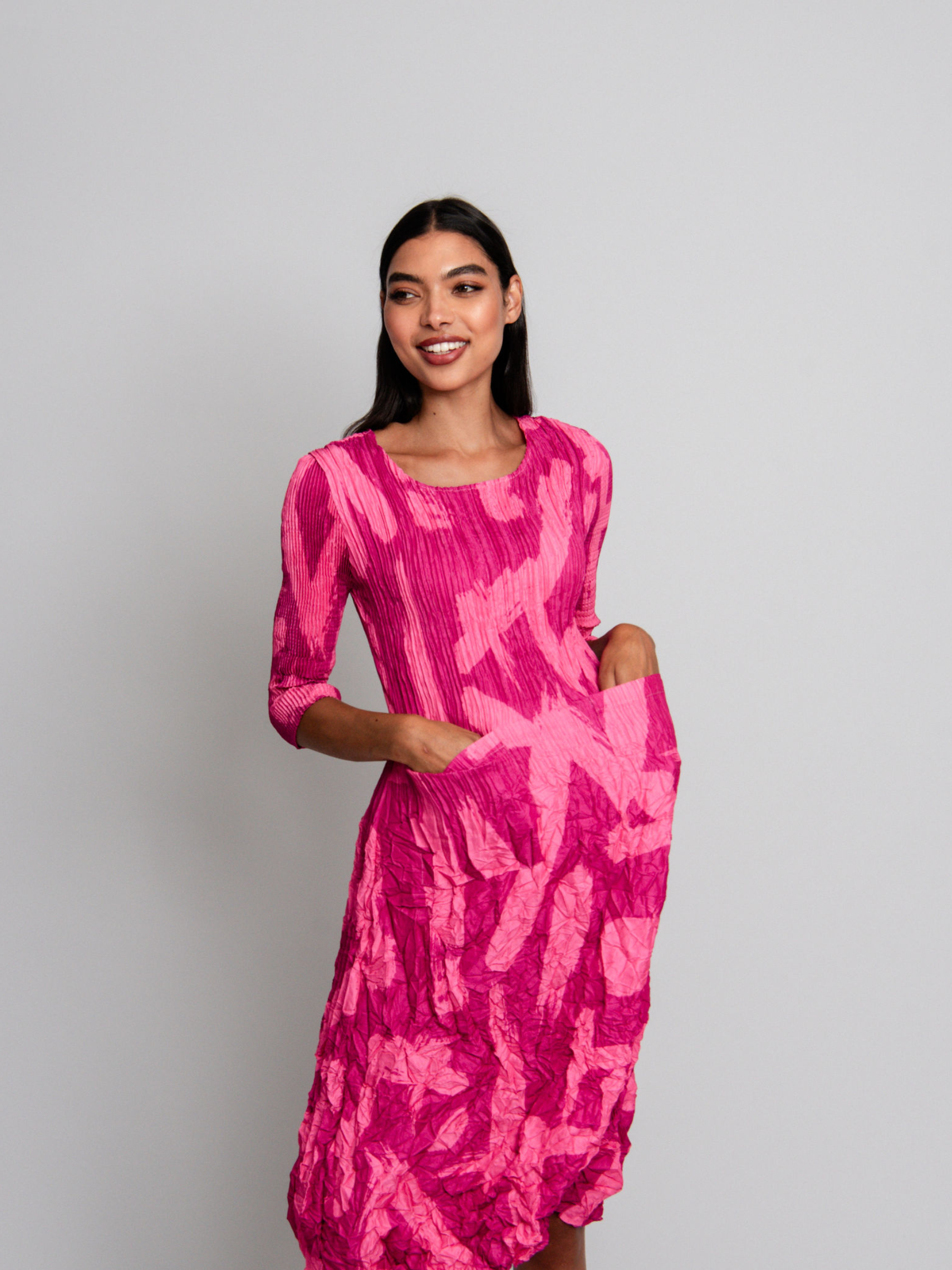 3/4 Sleeve Smash Pocket Dress - Prints