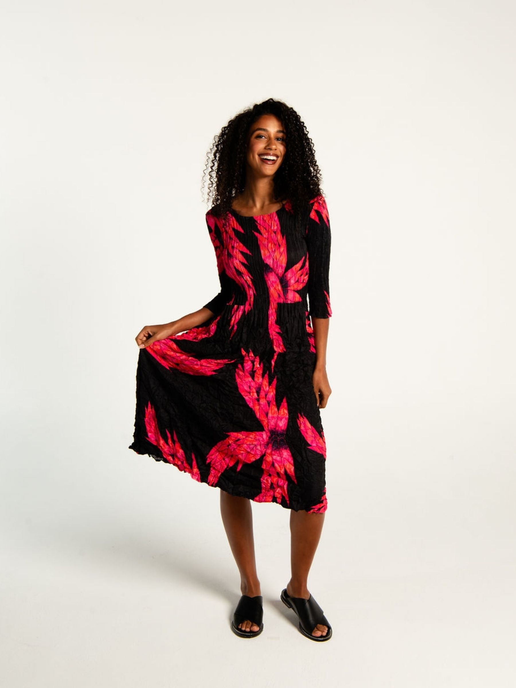 3/4 Sleeve Smash Pocket Dress - Prints | AW26