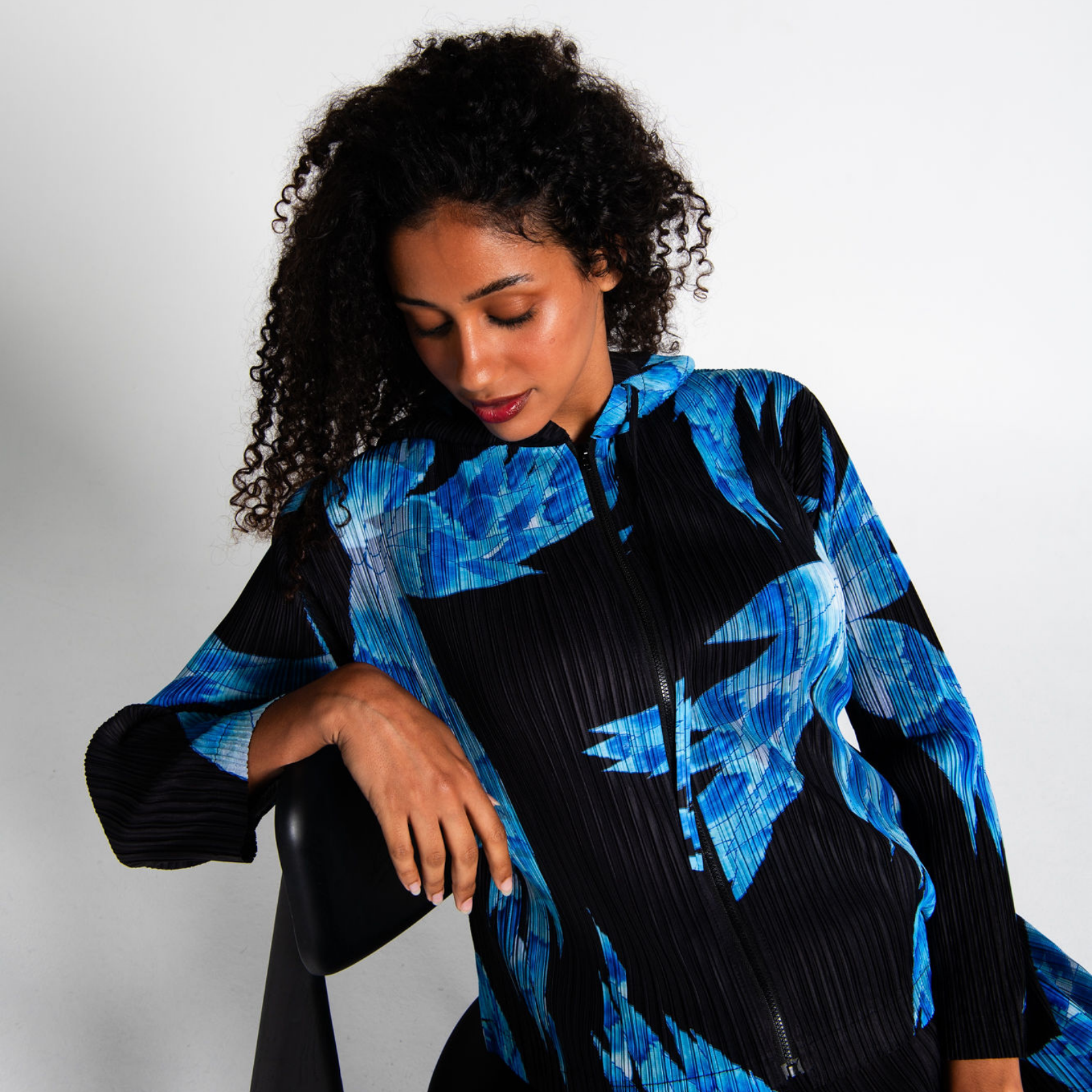 Simply Pleat Hoodie Jacket