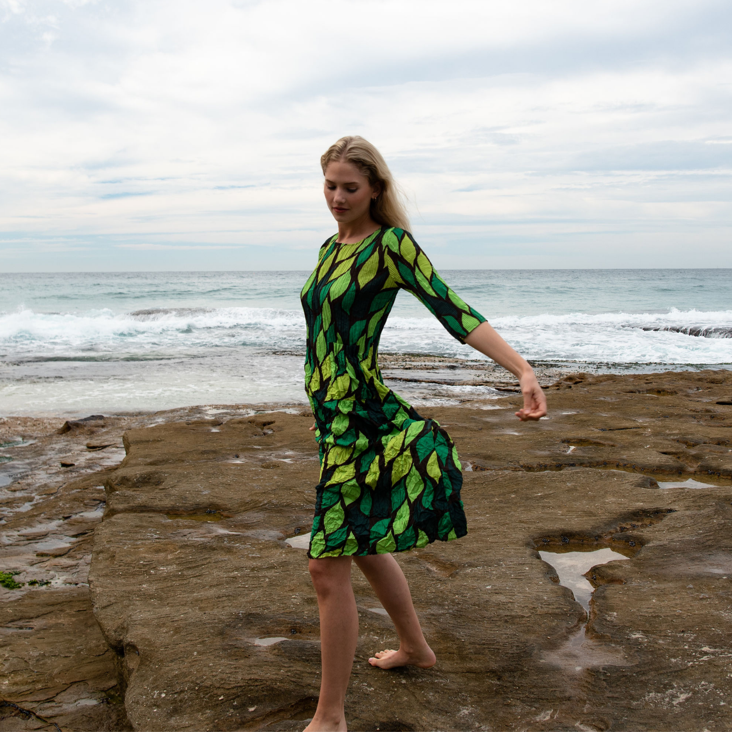 3/4 Sleeve Smash Pocket Dress - Prints